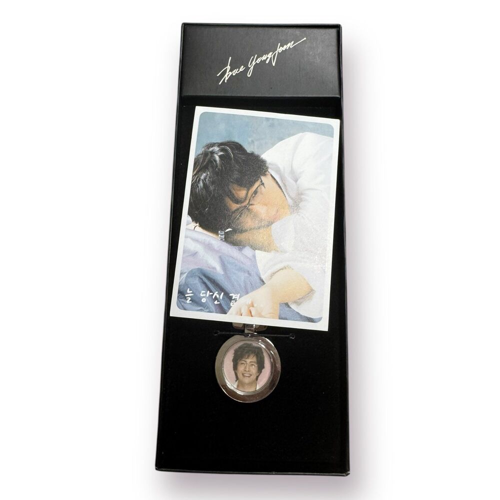 Bae Yong Joon Key Holder BOF Inc Pink Key Ring w/ Picture and official case BWNT